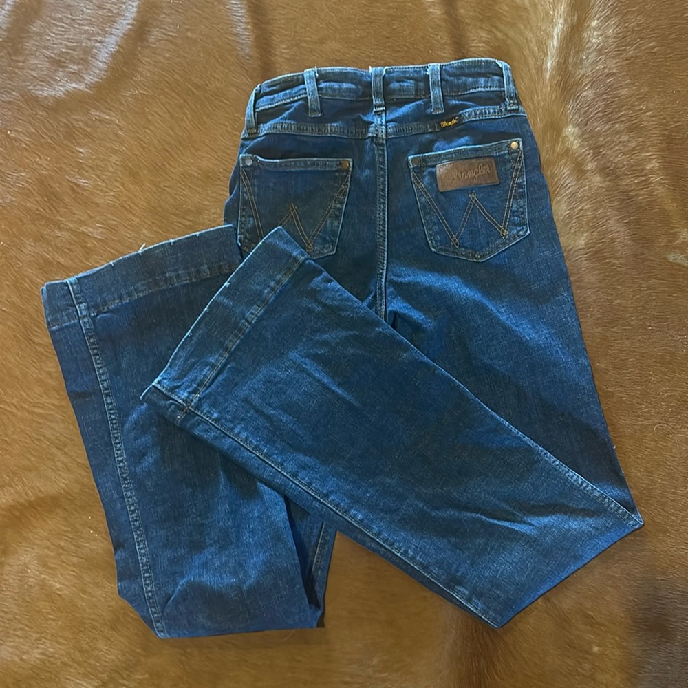 Wrangler high rise trouser.